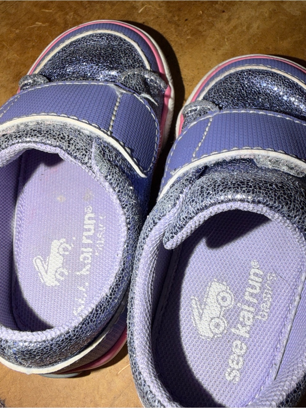 See Kai Run Toni Sneakers in purple metallic, toddler girl sz 5 - Picture 4 of 9